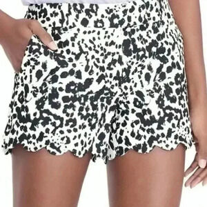 J. CREW linen black/white animal print scalloped hem shorts• 2